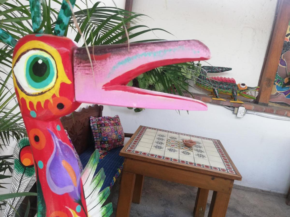 Yellow House Hostel B&B Antigua Ngoại thất bức ảnh